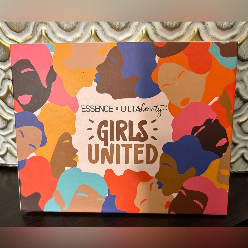 Ulta Beauty Girls United Eyeshadow Palette